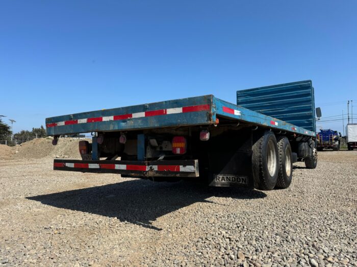 1998  Camión Ford Cargo 1722 con carroceria plana - Imagen 4