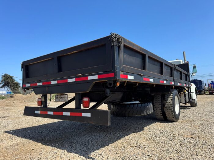 2005 Camión Kenworth T300 Con Pluma Pequeña Hiab y carrocería barandas. Automático - Imagen 13