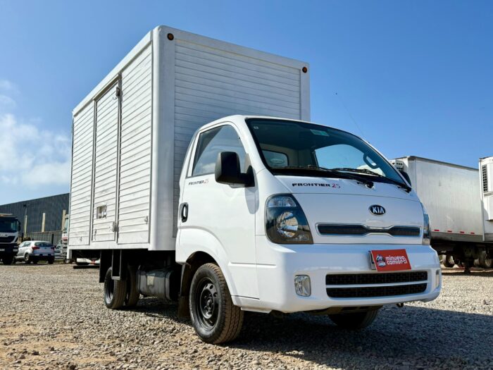 2019 Camioneta Kia Frontier 2.5 con carroceria furgón carga general - Imagen 5