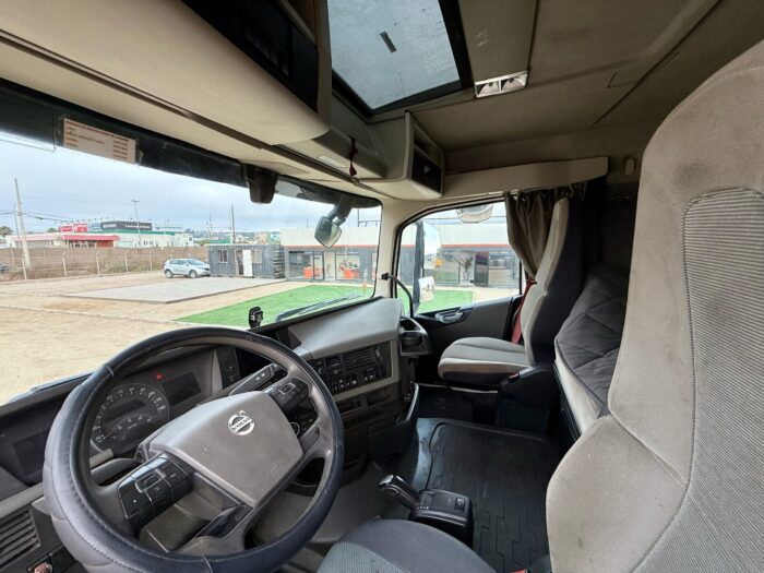 2016 Tractocamion Volvo FH500 – 6x4 con paquete de resorte – Kit hidráulico – Certificado Volvo - Imagen 9