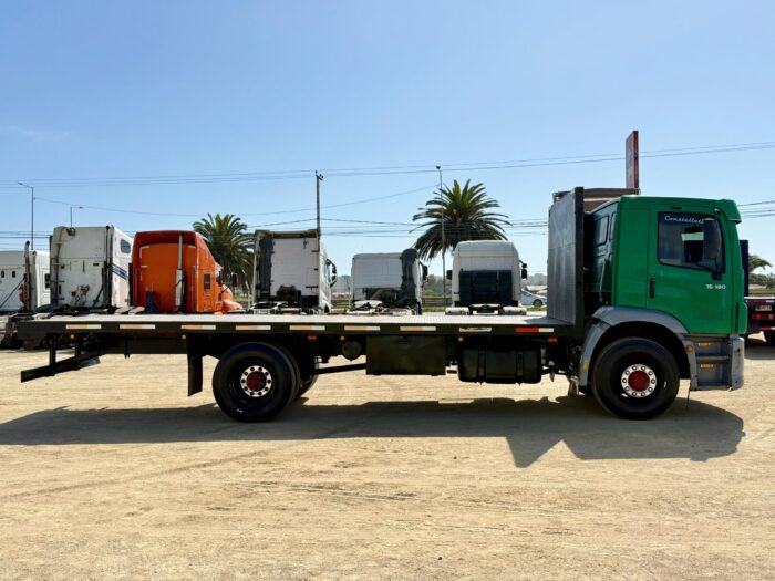 2011 Camión Volkswagen 15180E Carroceria plana 4x2 – 9.000 kgs - Imagen 6
