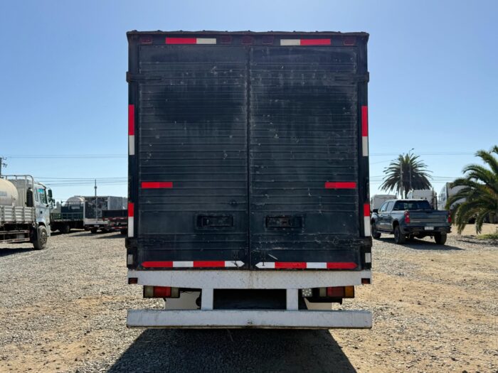 2008 Camión Hyundai HD 78 STD con carrocería furgón con capacidad para 8.000 kgs - Imagen 5