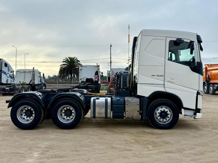 2016 Tractocamion Volvo FH500 – 6x4 con paquete de resorte – Kit hidráulico – Certificado Volvo - Imagen 4