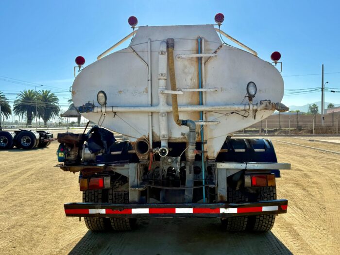 2010 Camión Chevrolet FVR 1724 con Estanque Aljibe Presurizado de 10.000 lts. - Operativo - Imagen 10