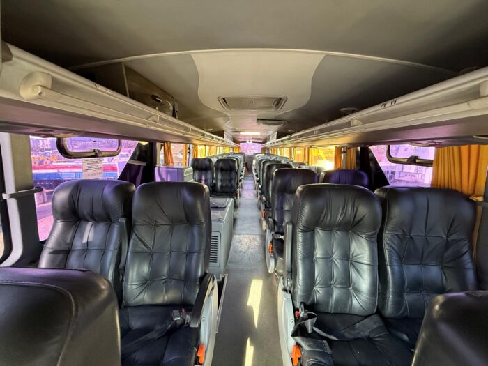 2014 Bus Volvo B420R - 2 Pisos, capacidad para 56 pasajeros con baño. - Imagen 16