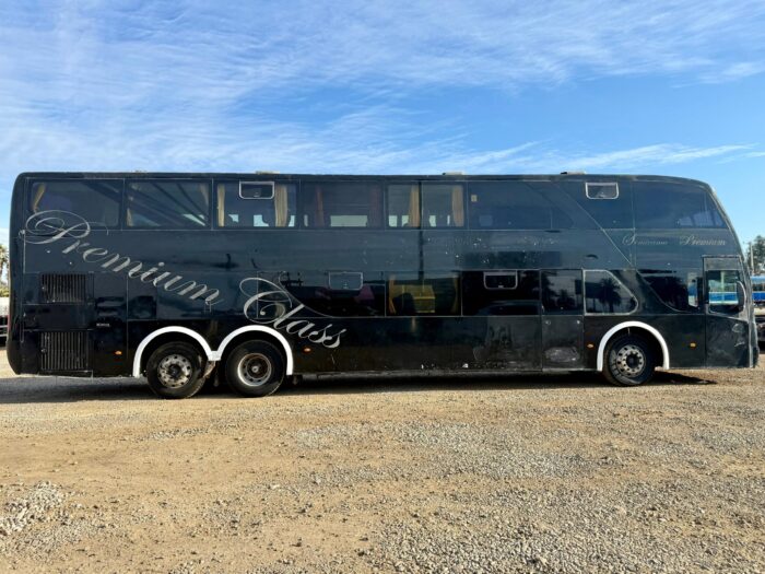 2014 Bus Volvo B420R - 2 Pisos, capacidad para 56 pasajeros con baño. - Imagen 3