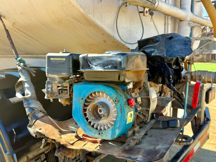 2010 Camión Chevrolet FVR 1724 con Estanque Aljibe Presurizado de 10.000 lts. - Operativo - Imagen 9