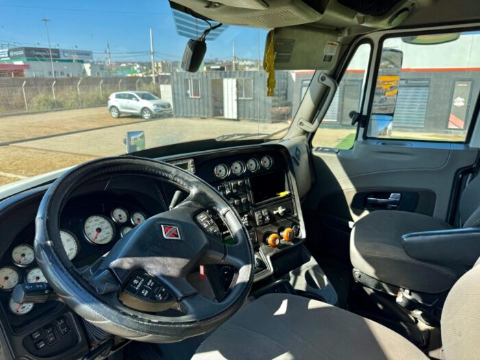 2019 Tractocamión International Prostar – 6x4 - Muy buen estado - Imagen 3