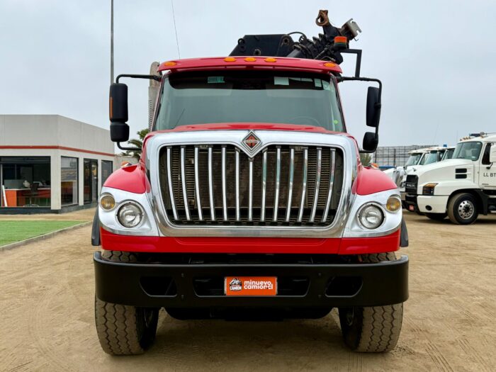 2017 Camión Pluma International 7600 con Pluma Hiab XS 477 EP-5 Hiduo para 8.300 Kgs con carrocería barandas. - Imagen 9