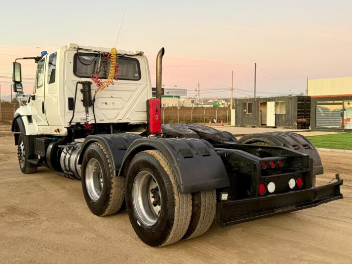 2019 Tractocamión International 7600 - 330.000 kms – 6x4 - Imagen 14