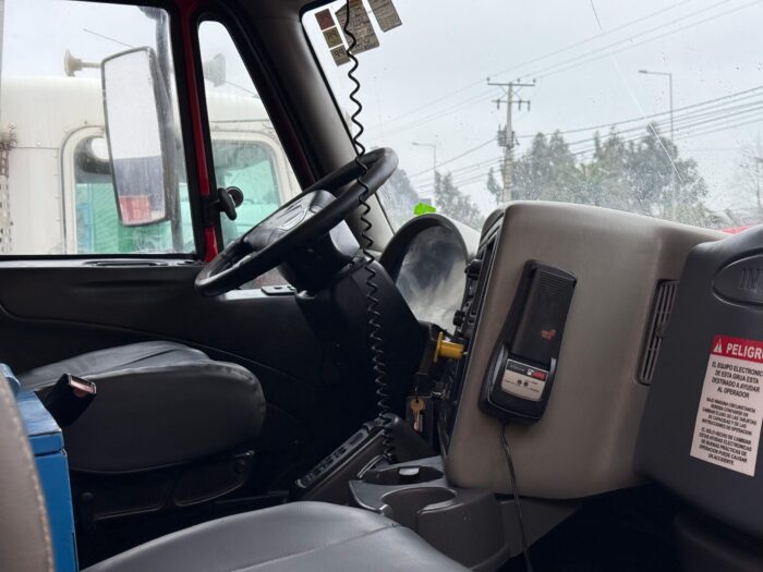 2017 Camión Pluma International 7600 con Pluma Hiab XS 477 EP-5 Hiduo para 8.300 Kgs con carrocería barandas. - Imagen 19