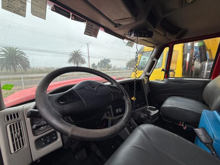 2017 Camión Pluma International 7600 con Pluma Hiab XS 477 EP-5 Hiduo para 8.300 Kgs con carrocería barandas. - Imagen 21