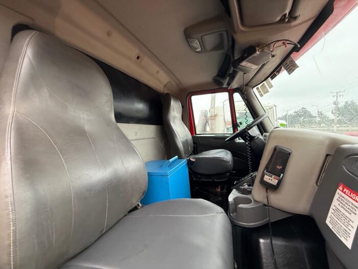2017 Camión Pluma International 7600 con Pluma Hiab XS 477 EP-5 Hiduo para 8.300 Kgs con carrocería barandas. - Imagen 22