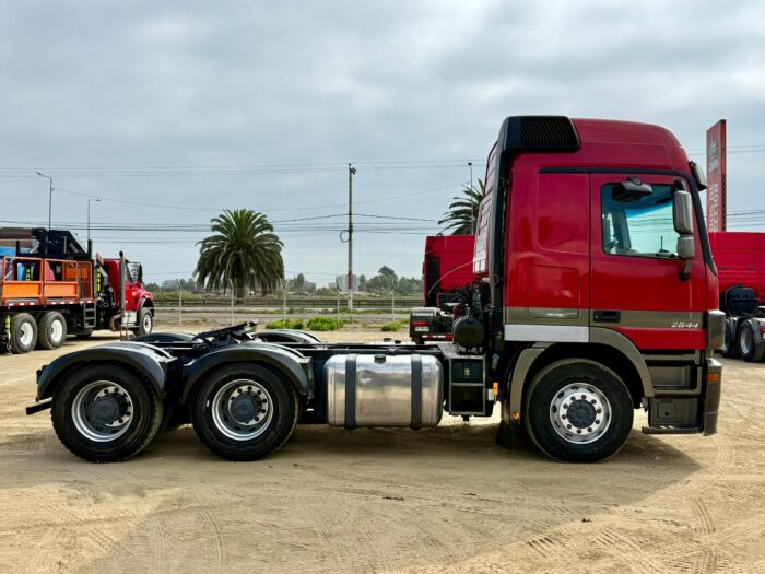 2016 Tractocamión Mercedes-Benz Actros 2644 – Muy buen estado - Imagen 4