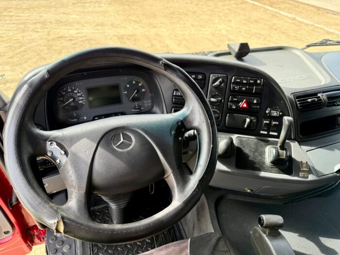 2016 Tractocamión Mercedes-Benz Actros 2644 – Muy buen estado - Imagen 11