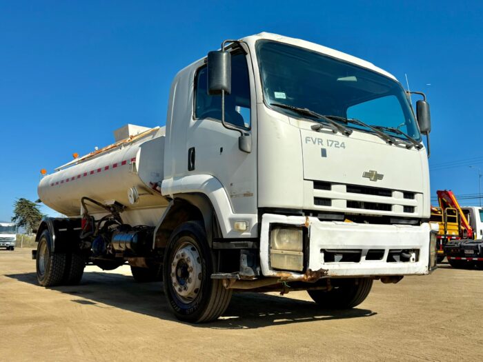 2010 Camión Chevrolet FVR 1724 con Estanque Aljibe Presurizado de 10.000 lts. - Operativo - Imagen 2