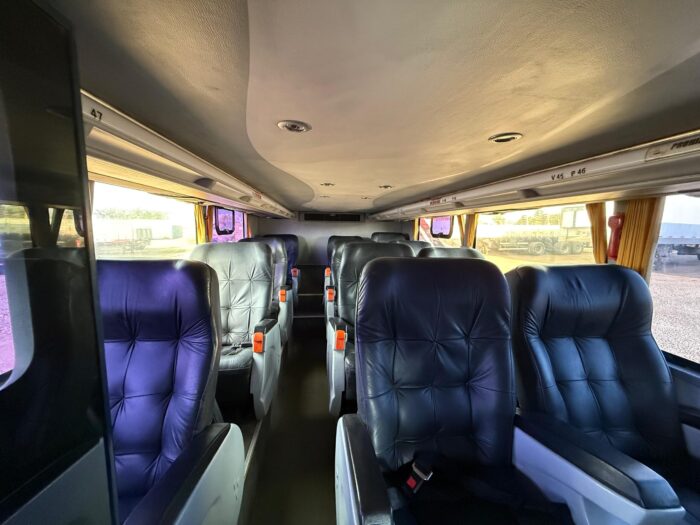 2014 Bus Volvo B420R - 2 Pisos, capacidad para 56 pasajeros con baño. - Imagen 13