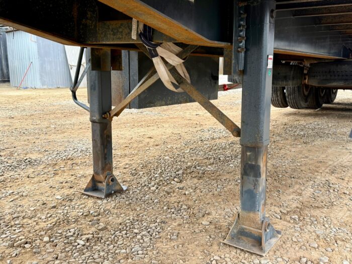 2021 Semiremolque Goren Rampla Plana con Barandas y Piñas – 13.50 m – 3 Ejes - Imagen 10