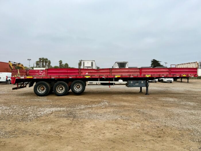 2021 Semiremolque Goren Rampla Plana con Barandas y Piñas – 13.50 m – 3 Ejes - Imagen 2