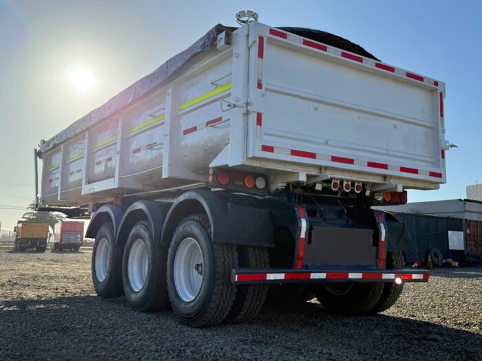 2014 Semirremolque Batea Randon 20m3 con autoencarpe y frenos ABS - Imagen 7