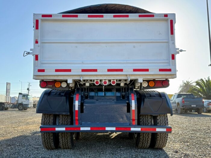 2014 Semirremolque Batea Randon 20m3 con autoencarpe y frenos ABS - Imagen 6