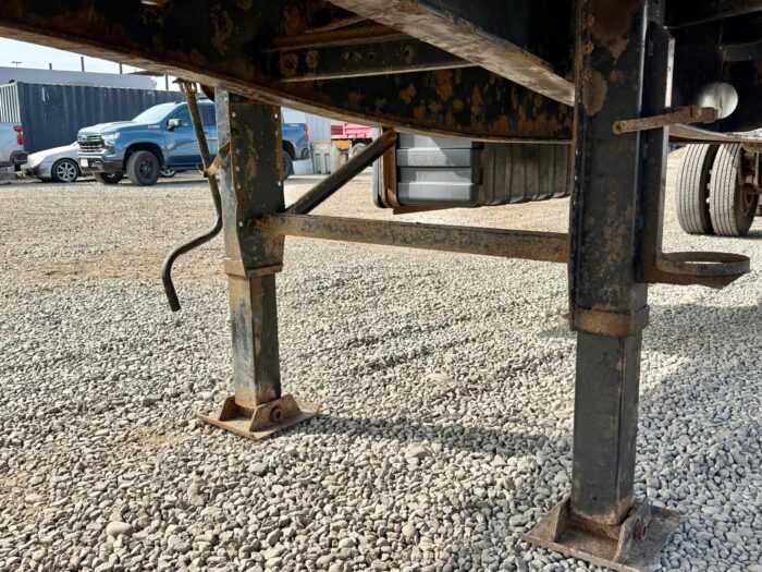 2011 Semiremolque Randon Rampla Plana con Barandas y Piñas 14.30 m – 2 Ejes - Imagen 10