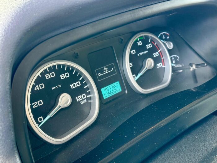 2020 Camión Ford Cargo 3133 Tolva 15m3 con encarpe - Excelente Estado - Imagen 12