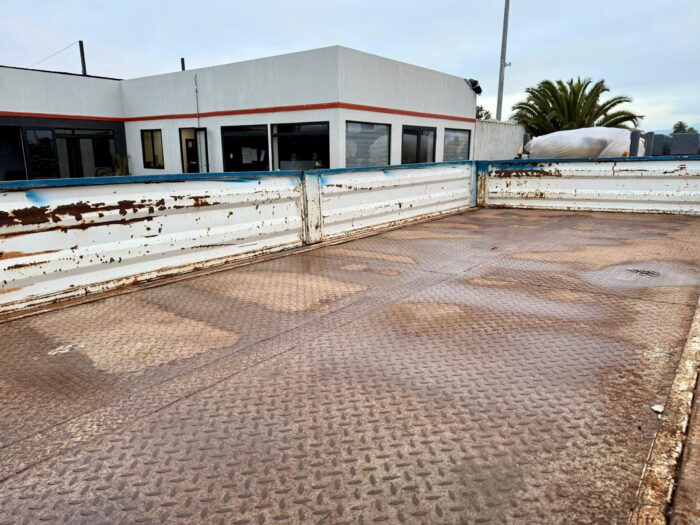 2019 Camión Hino XZU 7.5 con carrocería barandas 5.000 kgs - Imagen 11