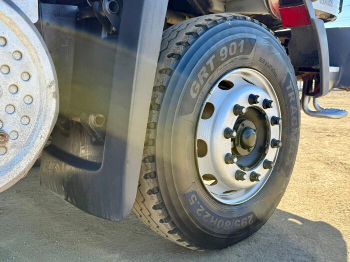 2015 Camión Ford Cargo 3133C - Especial para Tolva, Amplirroll o Aljibe de 20.000 lts - Imagen 14