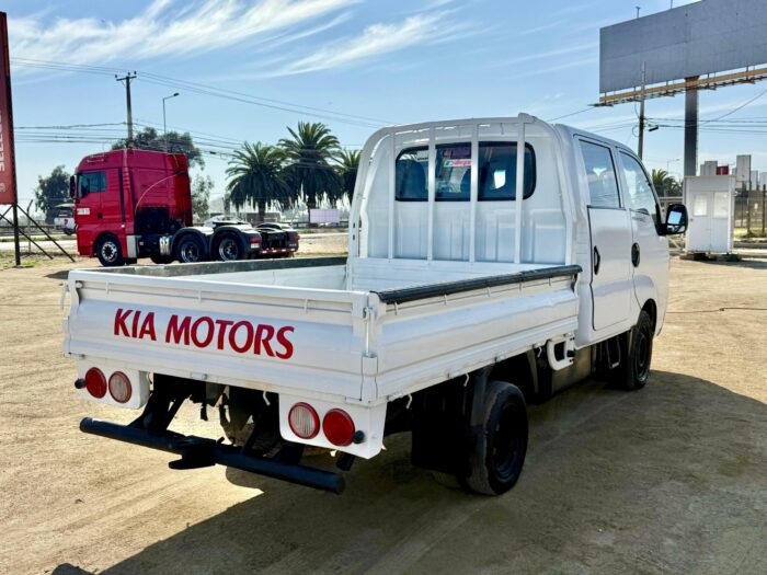 2012 Camioneta Kia Frontier 2.5 Doble cabina con pickup - Imagen 6