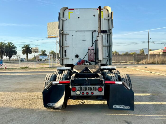 2011 Tractocamión Freightliner Columbia CL120 – Cabina Alta – Neumaticos Nuevos - Imagen 6
