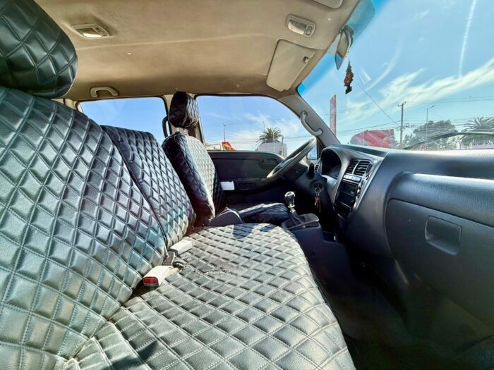 2012 Camioneta Kia Frontier 2.5 Doble cabina con pickup - Imagen 18