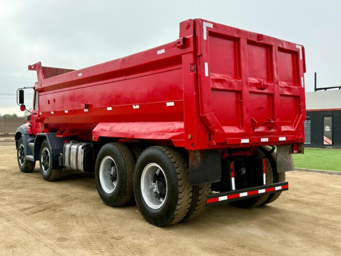 2013 Camión Mack GU813 Granite Tolva Machile 20m3 - 8x4 - Imagen 11