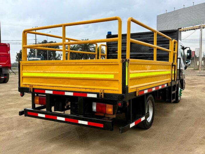 2022 Camión Hyundai Mighty EX6 DLX Doble Cabina – Carroceria Plana con Barandas - Imagen 21