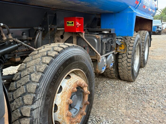 2019 Camión Volvo FMX 500 Estanque Aljibe Presurizado 20.000 lts - Imagen 13