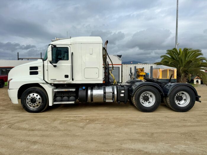 2019 Tractocamión Mack Anthem 6x4 con Kit Hidráulico – Muy buen estado - Imagen 7