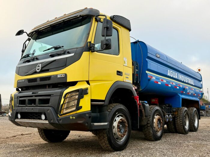 2019 Camión Volvo FMX 500 Estanque Aljibe Presurizado 20.000 lts - Imagen 7