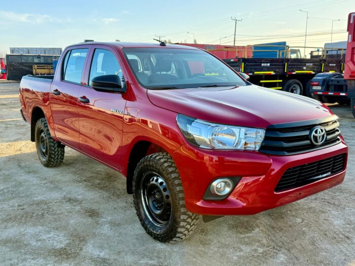 2023 Camioneta Toyota Hilux DX 4x4 Doble Cabina – Impecable estado - Imagen 6