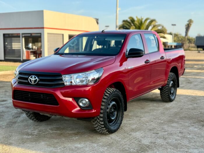 2023 Camioneta Toyota Hilux DX 4x4 Doble Cabina – Impecable estado - Imagen 8