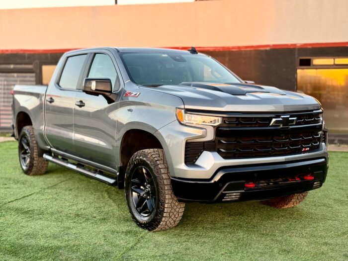 2025 Camioneta Chevrolet Silverado Z71 4x4 5.3 – Full Equipo - Imagen 3
