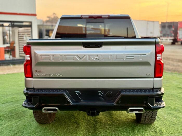 2025 Camioneta Chevrolet Silverado Z71 4x4 5.3 – Full Equipo - Imagen 17
