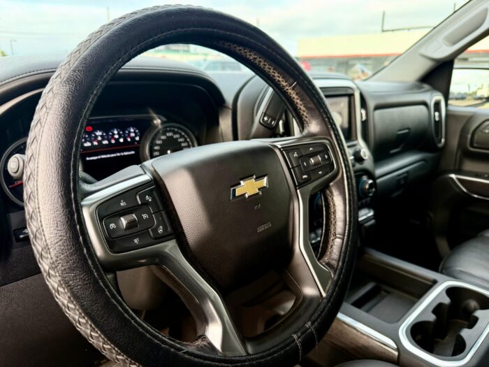 2021 Camioneta Chevrolet Silverado CC LTZ 4x4 3.0 – Full Equipo - Imagen 12