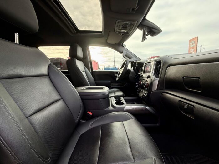 2021 Camioneta Chevrolet Silverado CC LTZ 4x4 3.0 – Full Equipo - Imagen 20