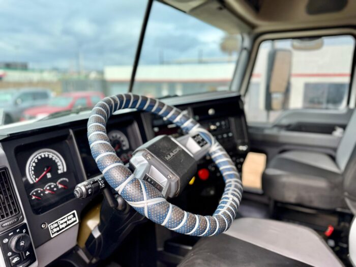 2019 Tractocamión Mack Anthem 6x4 con Kit Hidráulico – Muy buen estado - Imagen 10