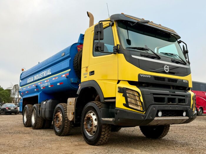 2019 Camión Volvo FMX 500 Estanque Aljibe Presurizado 20.000 lts - Imagen 4