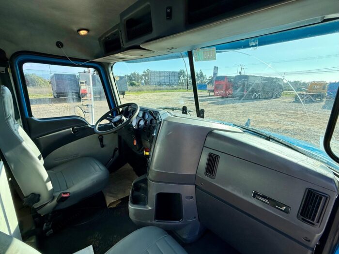 2018 Camión Mack GU813 Granite Estanque Combustible 18.000 lts - Imagen 14