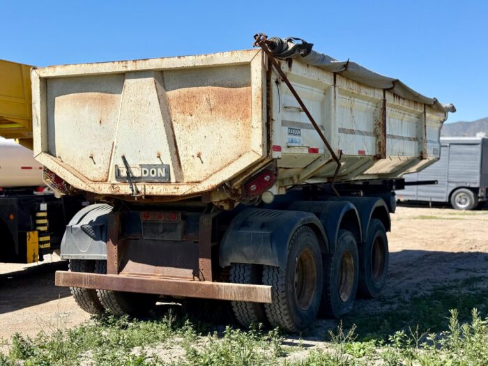 2017 Semiremolque Batea Randon 20m3 con encarpe - Imagen 7