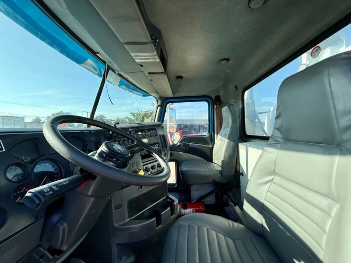 2018 Camión Mack GU813 Granite Estanque Combustible 18.000 lts - Imagen 18