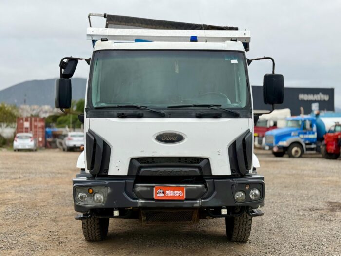 2014 Camión Ford Cargo 3133 Tolva de 12-14 m3 -280.000 kms - Imagen 8