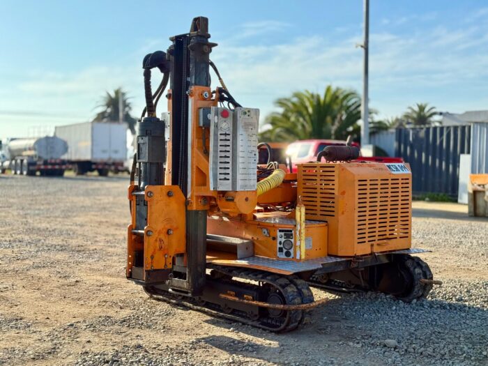 2015 Hincadora PAUSELLI 900 con Martillo Hidráulico INDECO - Imagen 8